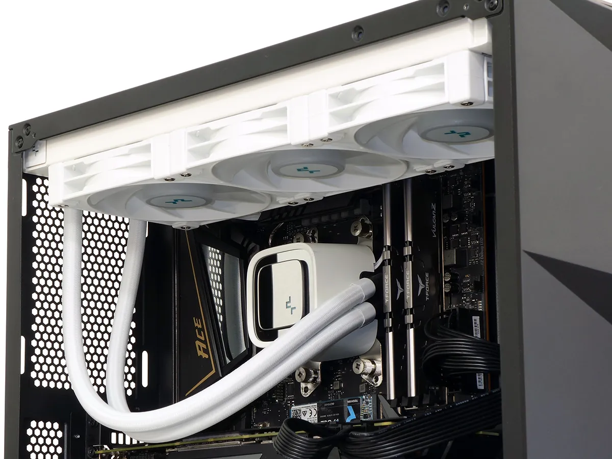 The Best CPU Cooling at the Right Price! The DeepCool LS720 Review 